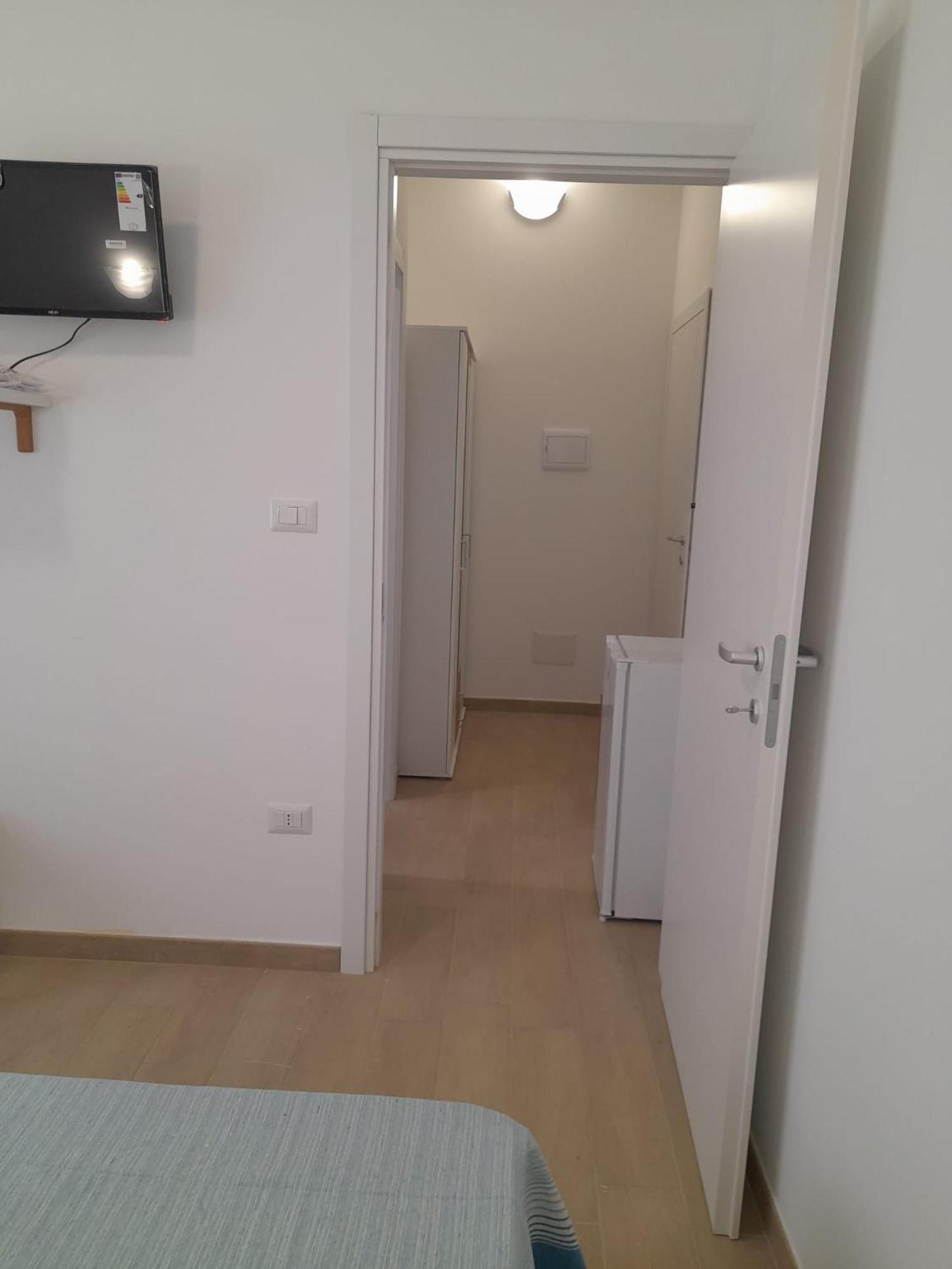 Beach Rooms 1 Self Check-In Alghero Bagian luar foto