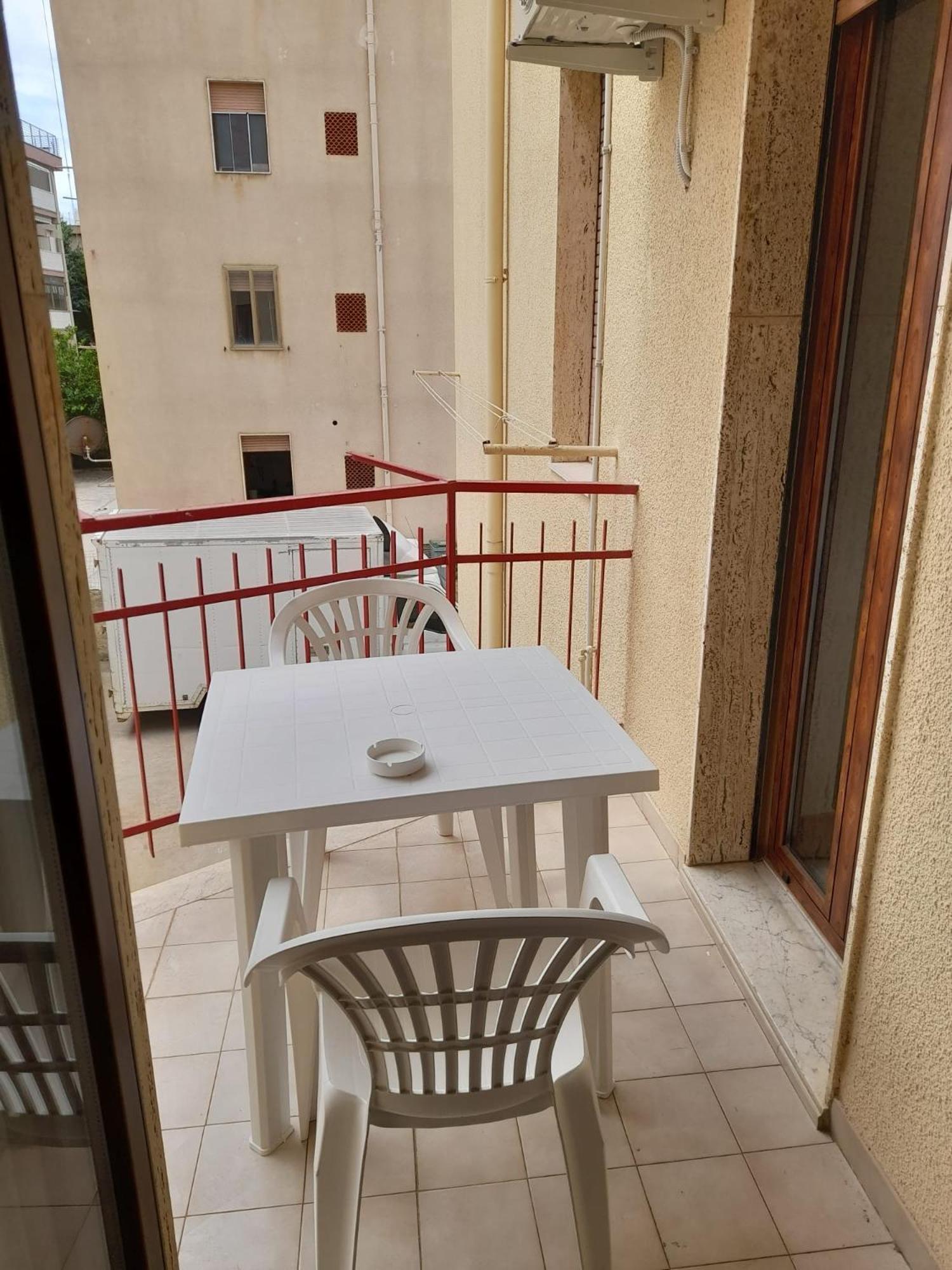 Beach Rooms 1 Self Check-In Alghero Bagian luar foto