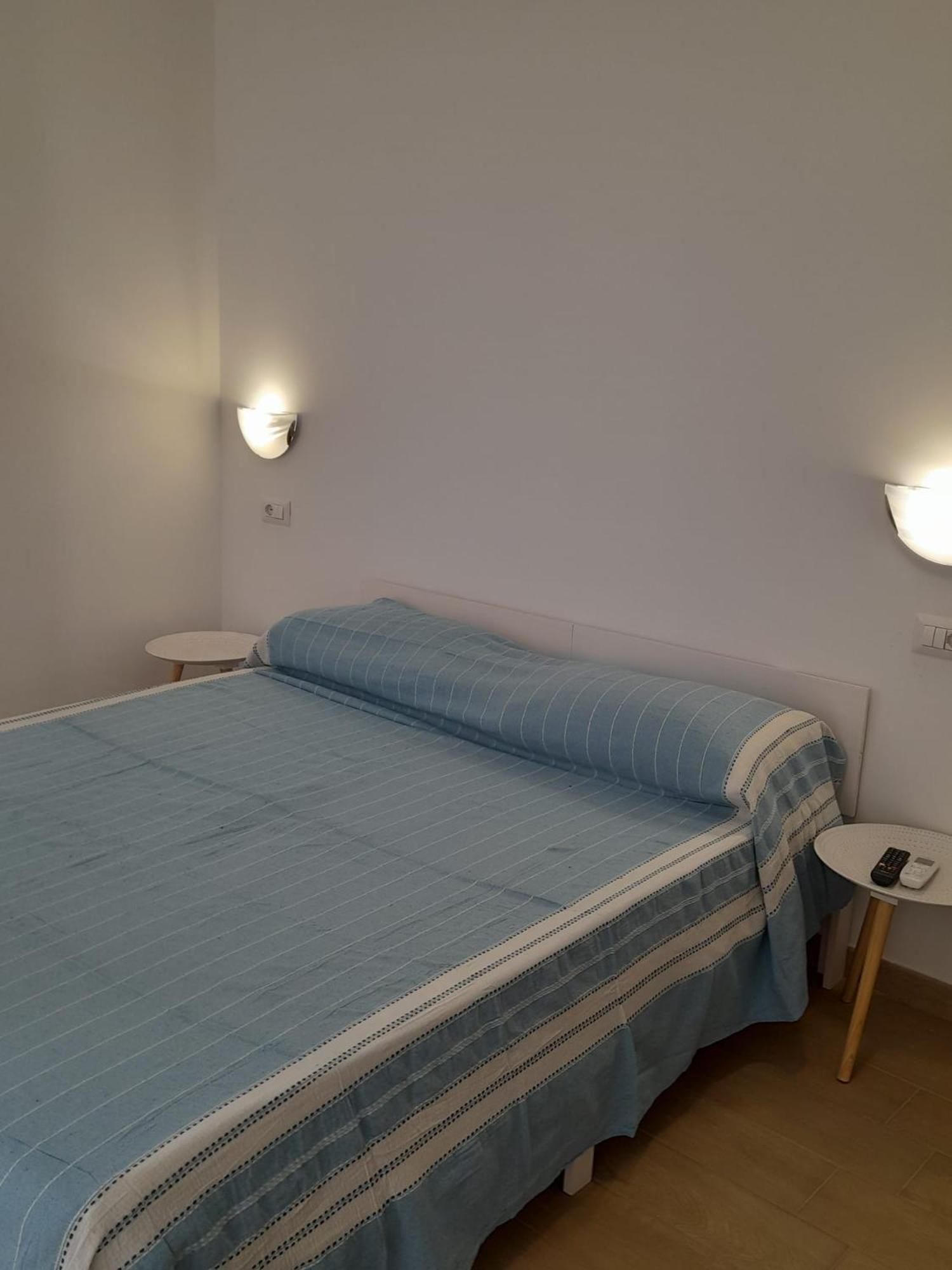Beach Rooms 1 Self Check-In Alghero Bagian luar foto