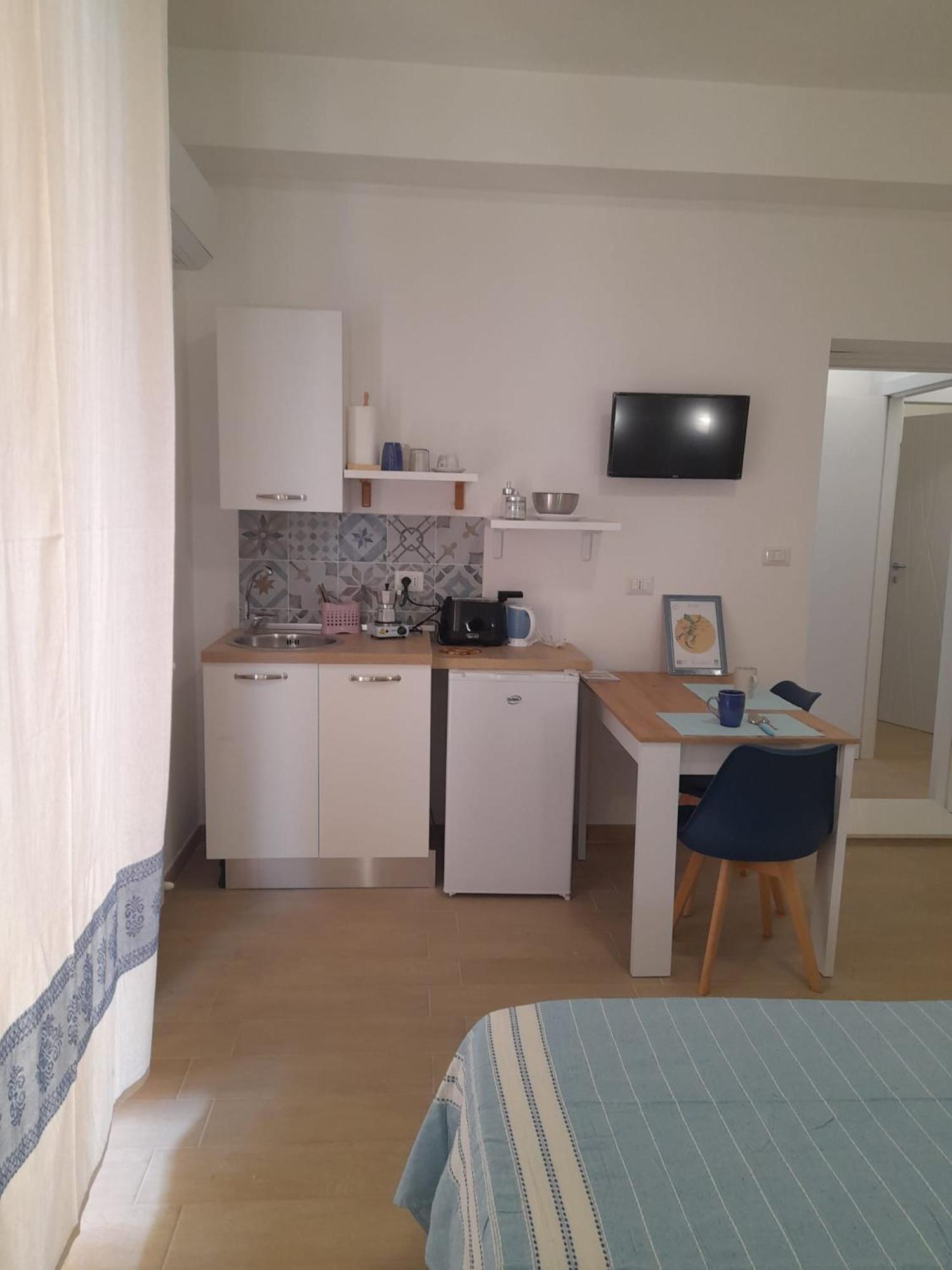 Beach Rooms 1 Self Check-In Alghero Bagian luar foto